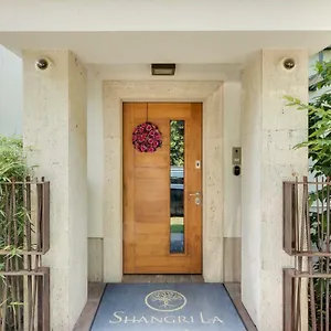 Shangri La (adults Only) Bed & Breakfast